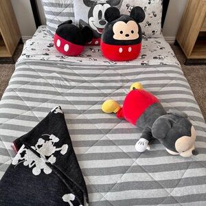 Pottery barn teen vintage Mickey bedding set Full